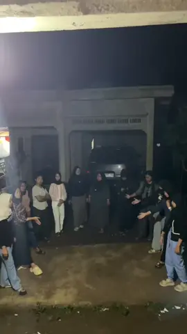 Joint Trend 😂 #magelang24jamfyp #fyppppppppppppppppppppppp #trendingtiktok #foryoupage❤️❤️ 