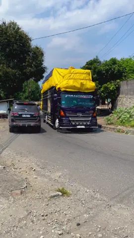 FullSenyum🔥#fyp#javierrayden#maumeretiktok🌴#gayabebas#hino500