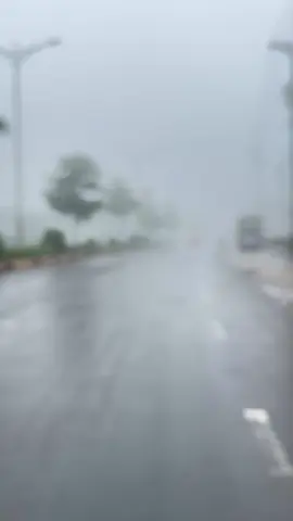 9h sáng mùa hè cứ ngỡ như thời tiết sang đông 🌧️🌧️ #pleikugialai #gialai 