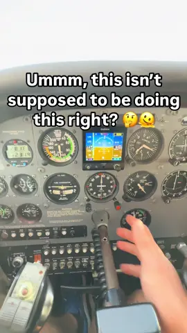 What would you do in this situation😅✈️ #aviation #pilotlife #pilot #skills #motivation           