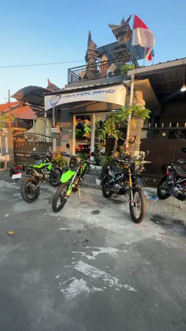 Finish 4 unit restor konsep rally Instal tower model new-old | crash bar | rak set | lampu tembak • Ready stock Avaiable in store/buy online 24/7 • Info pemesanan spare part Bisa dm admin / 081999783938 • 📍perumahan taman sepa nambi 2 no6,ubung kaja(link google maps on bio ig/nama gmaps heavensendd) • Detail next slide | produk catalog bisa cek di feed (scrol) #klxvintage #klxjadul #trailvintage #trailjadul #xr250       