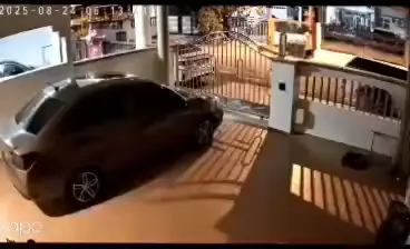 Gempa Bumi 4.2 Magnitud Di Segamat, Penduduk Diarah Jauhi Struktur Lemah #MGFlash  Gempa bumi berukuran 4.1 Magnitud berlaku di Segamat, Johor pada jam 6:13 pagi tadi.   Menurut Jabatan Meteorologi, gegaran turut dirasai di kebanyakan kawasan di Johor, Negeri Sembilan, Melaka dan Selatan Pahang.