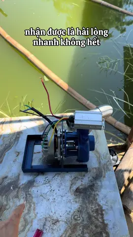 máy bơm năng lượng mặt trời