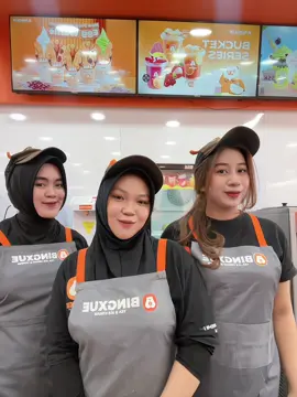 mba”bingxue ikutan velocty juga ya💃🏼🤭 jangan lupa mampir gys di bingxue batuaraya makassar🫶🏻 #bingxue #velocity #makassar #fyp #kontenhiburan 