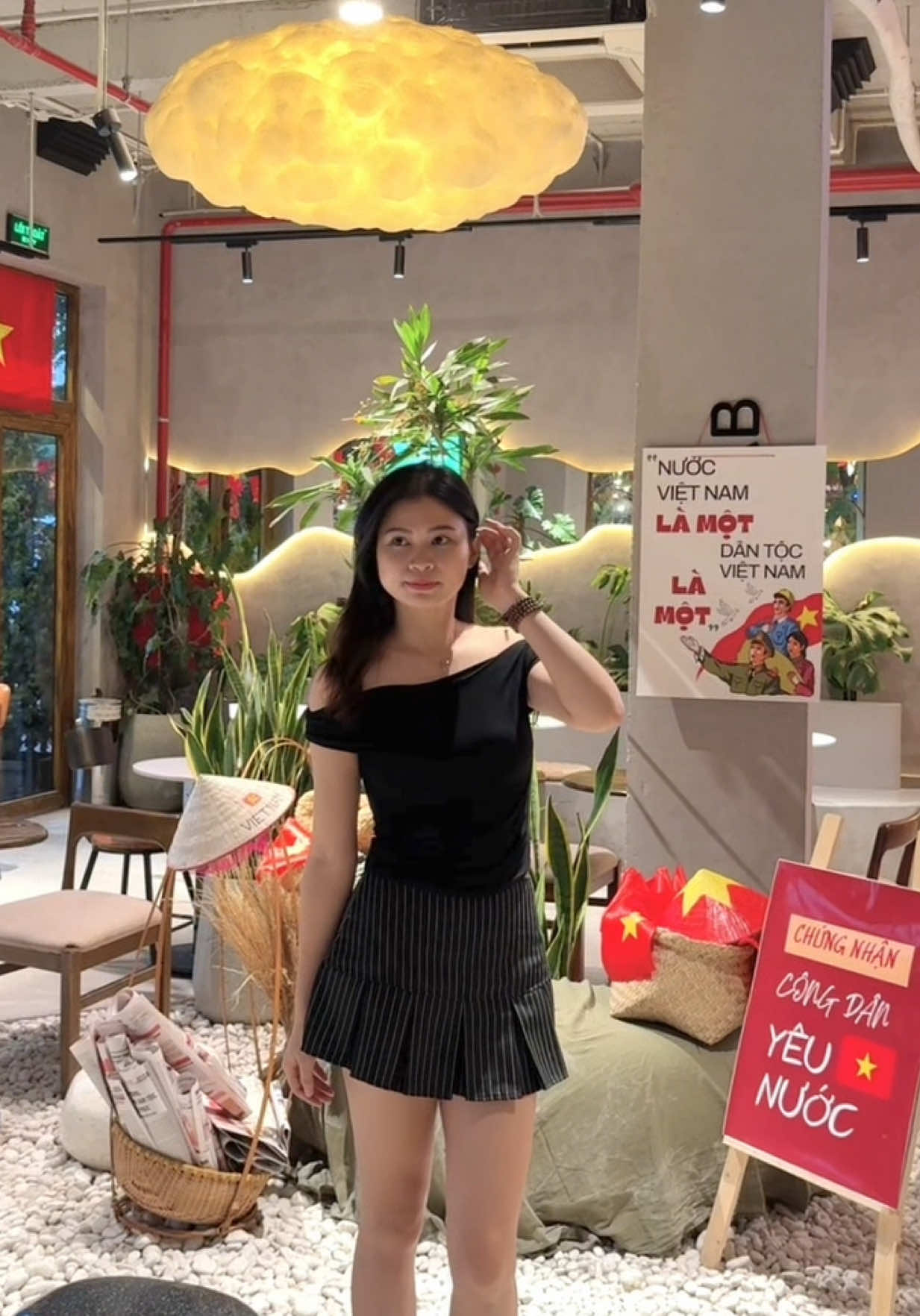 Thêm váy xinh iu vào giỏ hàng để kịp diện vào dịp lễ 2/9 nha các nàng ơi🛒🍒🥀  #chanvay #xuhuong #viral #quockhanh #fyp #chanvayngan 