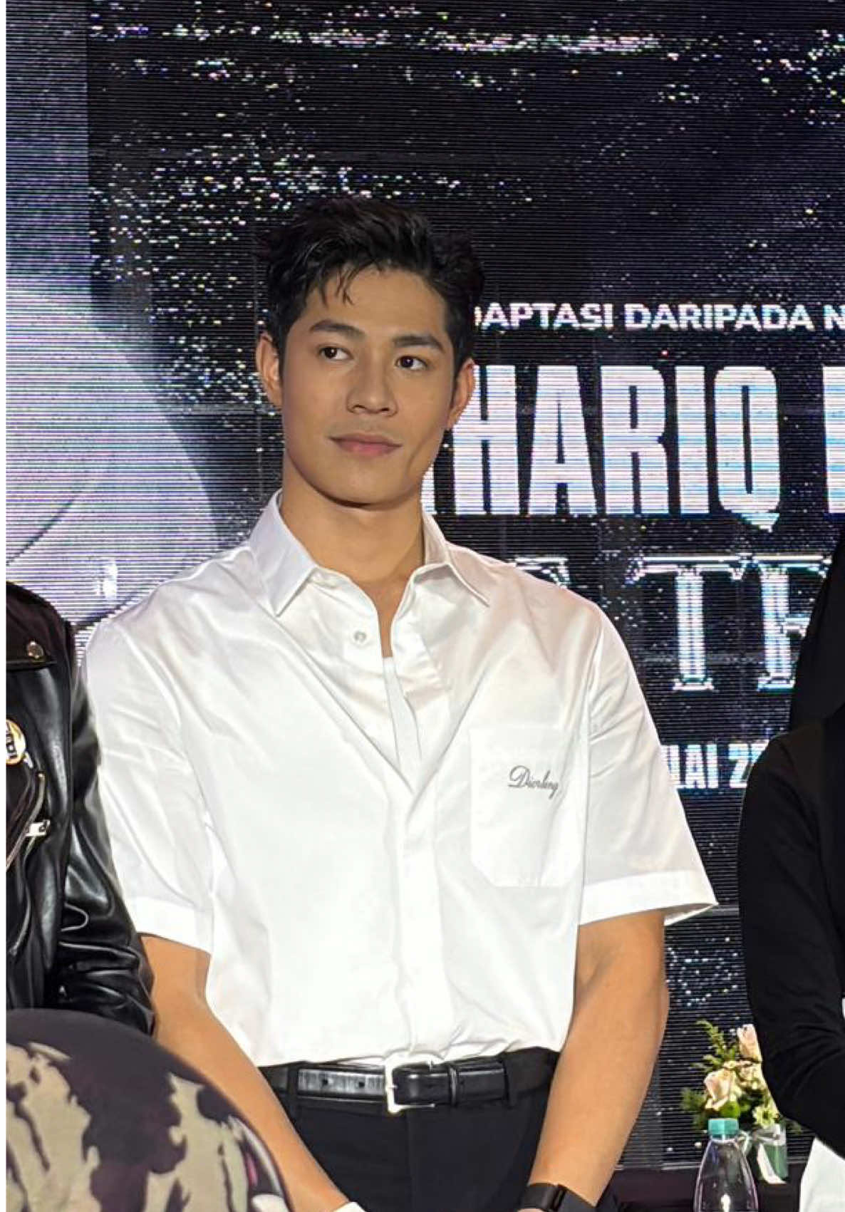 last night proved it all ; you shine , and the crowds shows up for you .✨ everything you’ve achieved , and for what you've shown .💫  i'm truly proud of you , always .🤍 @Meerqeen @Meerqeen Troopers  #fyp #meerqeen #meerqeentroopers #hisjourneyourpride 