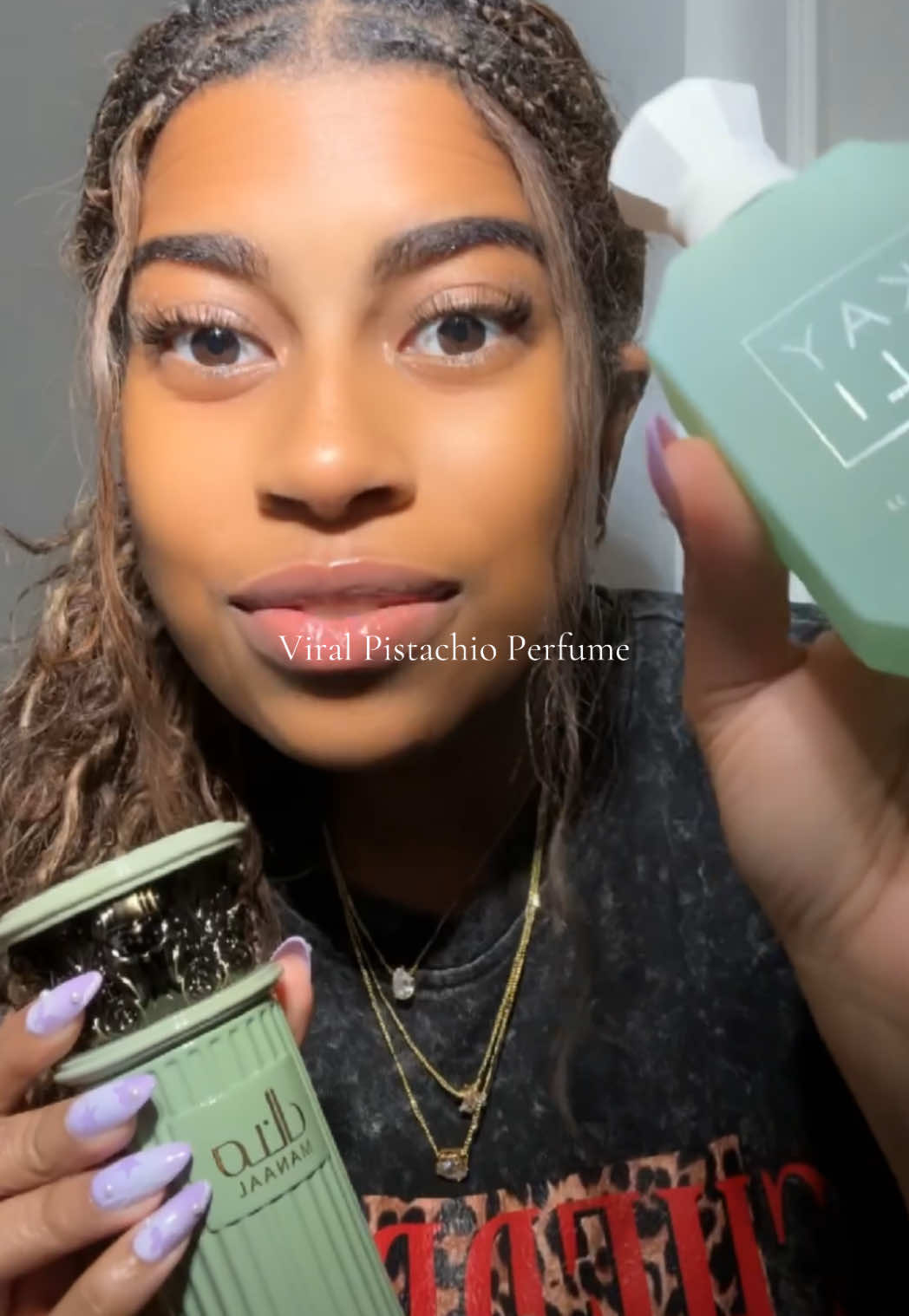 Smells sooooo good iykyk but lasts a million times longer and projects 🤍 #perfume #perfumetok #fragrancetok #tiktokshopcreatorpicks #gourmandperfume @Intense Oud 