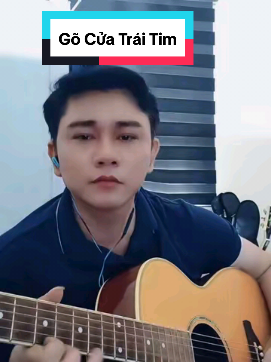 #tiktoklive # KIÊN  GUITAR #Ca khúc. GÕ CỬA TRÁI TIM#xuhuong  #guitarsolo ##livehighlights 