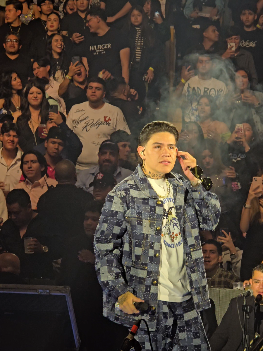 Junior H - Entre Nosotros  Palenque Fenapo 2025 En vivo  #juniorh  #sanluispotosi  #fenapo2025  #entrenosotros  #sadboyz4life 