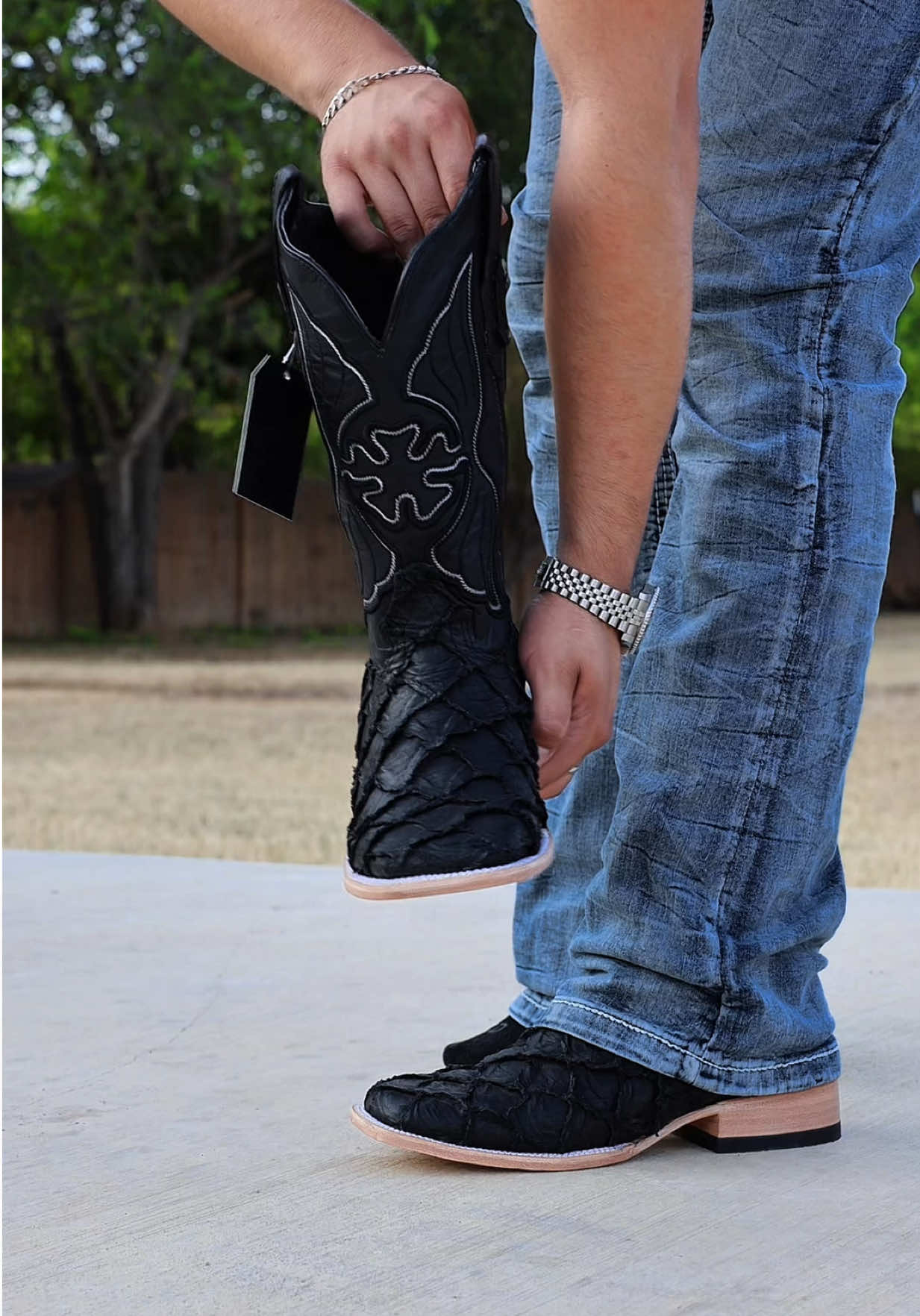 Check Out Our NEWEST DROP!!🫨🚨Black Matte Pirarucu Boots For ONLY $149!!🥷 #texasbootranch #paratiiiiiiiiiiiiiiiiiiiiiiiiiiiiiii #fypシ゚viral #fyppppppppppppppppppppppp #trending 