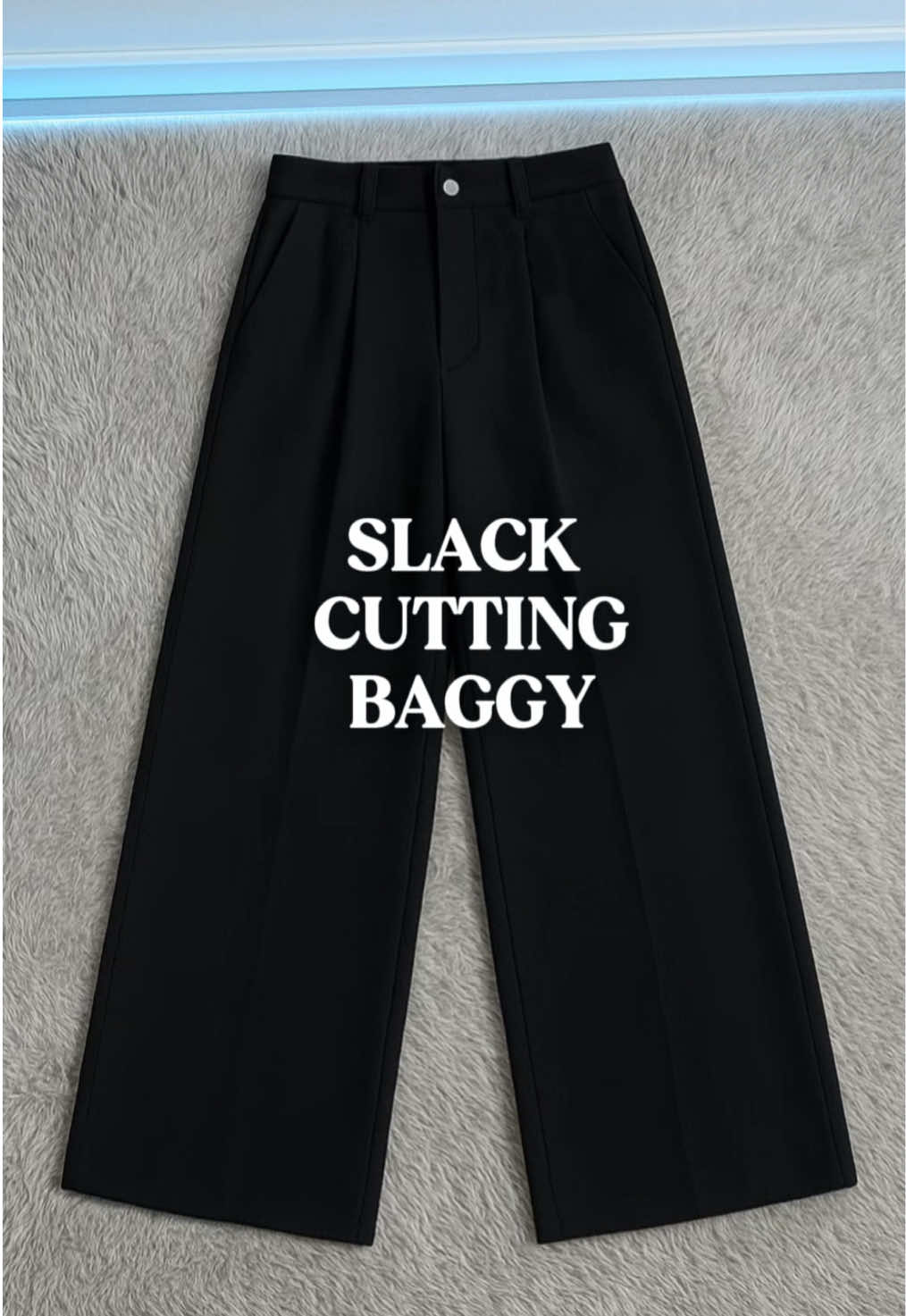 dah ada seluar slack cutting baggy belum #yp #simpleoutfit #fahsion #baggypants #baggyoutfit 