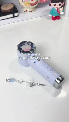 quạt cầm tay zá hạt dẻ - màu xinh - siu mát cho ai đang cần nè 😚 #quatcamtay #quatcamtaymini #unboxing #quatcamtayminicaocap #xuhuong 