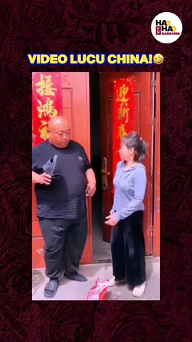 😂 Kadang yang kita butuhkan hanyalah tawa sederhana untuk bikin hari lebih ringan.  Video ini adalah kumpulan momen lucu dari China yang bisa bikin kamu gelak tawa sampai nggak berhenti. Dari aksi kocak orang-orang sehari-hari, hewan peliharaan yang bikin gemas, sampai kejadian tak terduga yang benar-benar absurd, semua tersaji dalam satu rangkaian video yang siap menemani waktu santai kamu. Yang paling seru, momen lucu kayak gini tuh universal banget nggak perlu ngerti bahasa buat bisa ketawa bareng. Jadi kalau lagi stress, suntuk kerjaan, atau butuh hiburan singkat, tinggal putar ulang aja dan biarkan mood jadi lebih ceria. Jangan lupa share ke teman-teman kamu biar mereka juga bisa ketawa bareng. Karena tawa itu menular, dan siapa tahu dari satu video sederhana ini bisa bikin hari banyak orang jadi lebih bahagia. ✨ video lucu, video lucu china, video viral, kumpulan video kocak, hiburan lucu, tawa ngakak, komedi china, video trending, humor sehari-hari, konten lucu. #videolucu #ngakakkocak #fyp #viral #lucuabis     