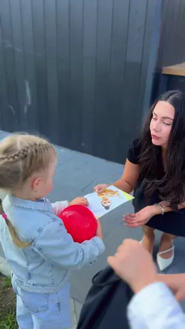 Без детей нельзя было бы так любить человечество 💕                          Федор Достоевский