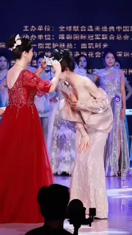 😂