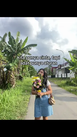 siapalah kita di banding adat    😌 #adat #masukberanda #cinta #viral #fyp 