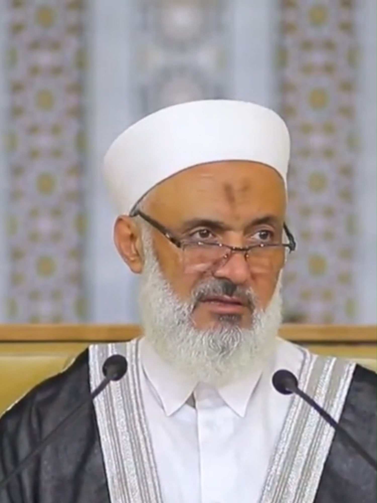قال النبي ﷺ (إن الله تعالى تجاوز لأمتي عما حدثت به أنفسها...) د. محمد خير الشعال