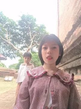 @Than Htike Zaw ချစ်တူမ‌လေးနှစ်ယောက်