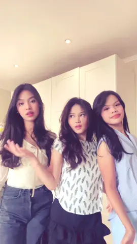 outfit check from us <3