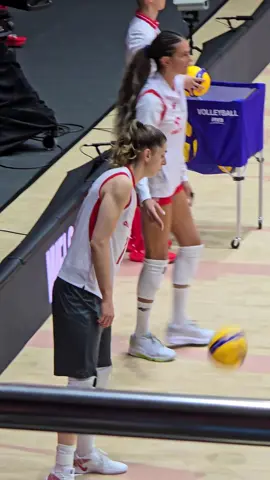 เป็นห่วงมาร์ตี้ทั้งสนาม😅#เอ็นดู  #martynalukasik #11🇵🇱 