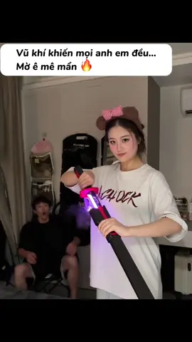 Cầm vào = soái ca 😏 