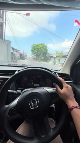 Pesona nyetir mobil brio matic 2023 📍 Guna Artha Motor (di samping Puskesmas Blahbatuh) WA: 082340429578 #blahbatuhgianyarbal #fyppppppppppppppppppppppp #blahbatuhgianyarbali #jualmobil #blahbatuhgianyar 