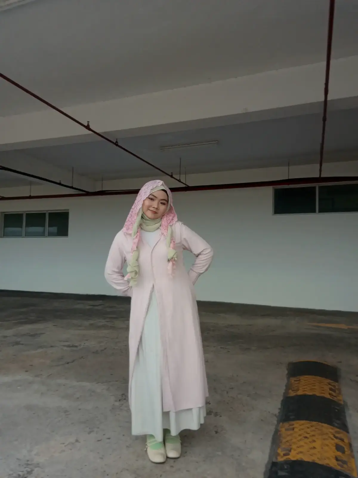 out of black for kanroji mitsuri 🙂‍↕️🙏🏻🧎🏻‍♀️ #kny #mitsurikanroji 