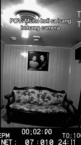 ANG MGA LUMANG CAMERA AY MADALAS NA NAKAKAHAGIP NG MULTO. Hindi man kasing linaw ng mga camera ngayon ay kaya nilang madetect ang mga enerhiya sa paligid… kahit na iyong mga hindi mo inaasahan.  Ang unang paraan ng pagtataboy ng multo ay ang magkaron ng ebidensya… dito nabubulabog ang kanilang katahimikan at nagdudulot ng kanilang pagkawala.  #pinoyhorror #pinoyaswang #ghoststories #fyp #cctv 
