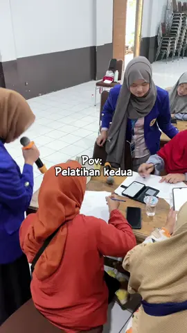 Pov: Pelatihan kedua ‘Pencatatan Laporan Laba Rugi’ ✨ #kkn #kkn2025 #kkncore #pelatihan #pelatihanumkm 