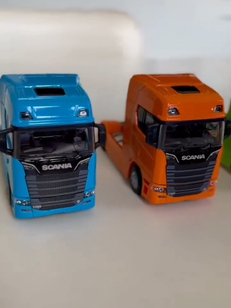 Miniatura Scania Caminhão de Ferro #scania #caminhão #miniatura 