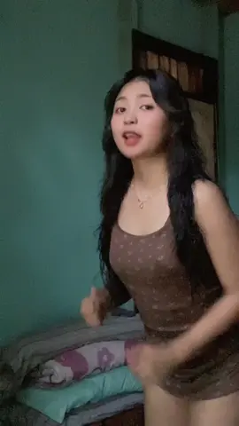 ntar buat yg bener😭🙏🏻susah soalny sambil jinjit