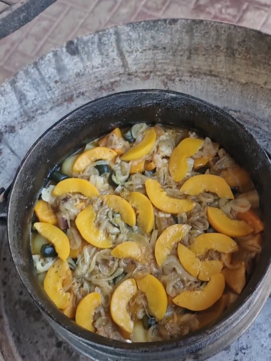 Chicken Potjiekos #birthday  #potjiekos  #apricotchicken 