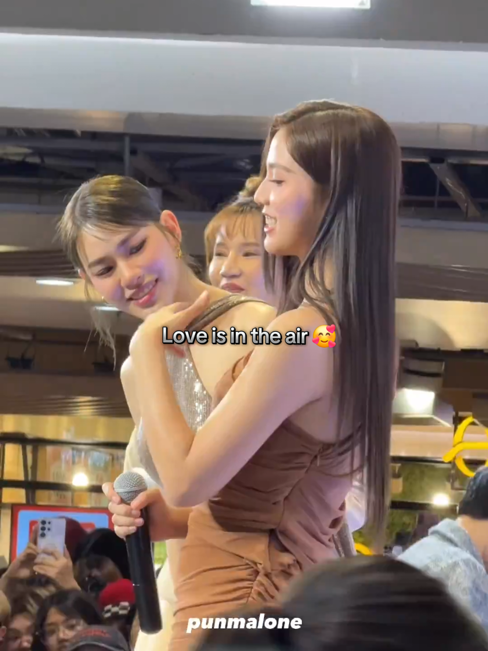 There is absolutely no way they're not in love 🥰🥰🥹🥺 #infinitymedicalclinicxemibonnie #EmiBonnie #thaigl #emiamily #beonnnie 