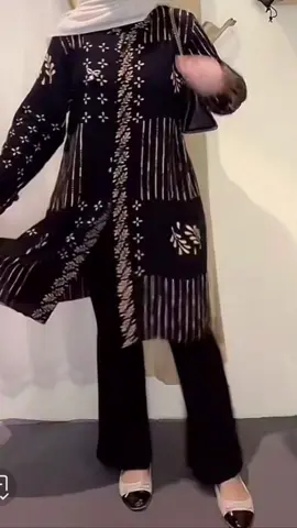 TUNIK NAFISAH MODEL KERAH KEMEJA OVERSIZE #tunik #tunikwanita #tunikpremium #fypage #fyppppppppppppppppppppppp 