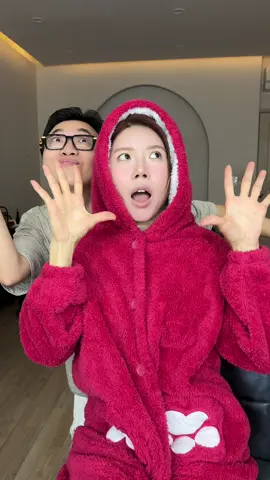 đây là bài hát khúc khu phải  ko chị @Trang Phap  ơi