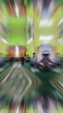 📅 Media | Kamis, 21 Agustus 2025 📍 Desa Pak Utan, Kecamatan Toho Cuplikan Dokumentasi Kegiatan Implementasi Berbasis Lokasi Kampung Moderasi Beragama di Desa Pak Utan Kantor Kementerian Agama Kabupaten Mempawah melalui Seksi Bimas Islam menyelenggarakan Kegiatan Event Implementasi Berbasis Lokasi Kampung Moderasi Beragama pada Kamis, 21 Agustus 2025 di Desa Pak Utan, Kecamatan Toho. Dalam kesempatan ini, Kepala Kantor Kemenag Mempawah H. Ikhwan Pohan, S.Ag., M.Pd. hadir sekaligus menjadi narasumber dengan peserta yang terdiri dari Penyuluh Agama Islam (Kecamatan Toho, Anjongan, Mempawah Hilir, Mempawah Timur, dan Sungai Kunyit), tokoh agama, serta tokoh masyarakat setempat. Kegiatan ini menjadi ruang dialog dan penguatan semangat moderasi beragama, toleransi, dan kerukunan untuk menjaga harmoni kehidupan berbangsa, sekaligus menjadikan keberagaman sebagai kekuatan dalam membangun masyarakat yang rukun dan sejahtera. 📲 Ikuti informasi dan kegiatan resmi Kemenag Mempawah di: 🔹 Facebook: @kementerianagamamempawah 🔹 Instagram: @kementerianagamamempawah 🔹 TikTok: @kementerianagamamempawah 🔹 X (Twitter): @kementerianagamamempawah 🔹 YouTube: @kementerianagamamempawah 🌐 Website: mempawah.kemenag.go.id #KemenagMempawah #ModerasiBeragama  #KampungModerasi #PakUtan #Toho  #ASNBerAKHLAK #GaleriKegiatan #IndonesiaRukun 