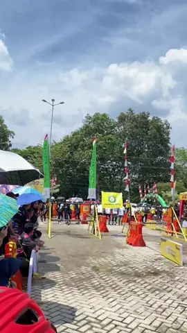 Patah tiang bandera🤣🙏 PERAN BINTANG⭐️⭐️ #firdausfire #rajamanusteam #ketangkasanpemadamkebakaran #balakar654murakata  #pemadambarabai 