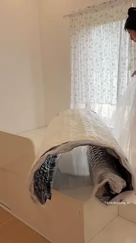 Giường thì đổi nhiều chứ nệm có 1 cái là đủ đóng thùng quá gọn gàng luôn ❤️ #phungreview #decorphong #xuhuong #homedecor 