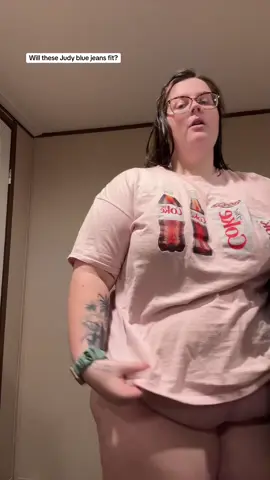 They are a tad snugger than I’d like but I could still wear them out if I wanted! #judyblue #judybluedenim #plussizejeans #plussizefashion #judyblues 