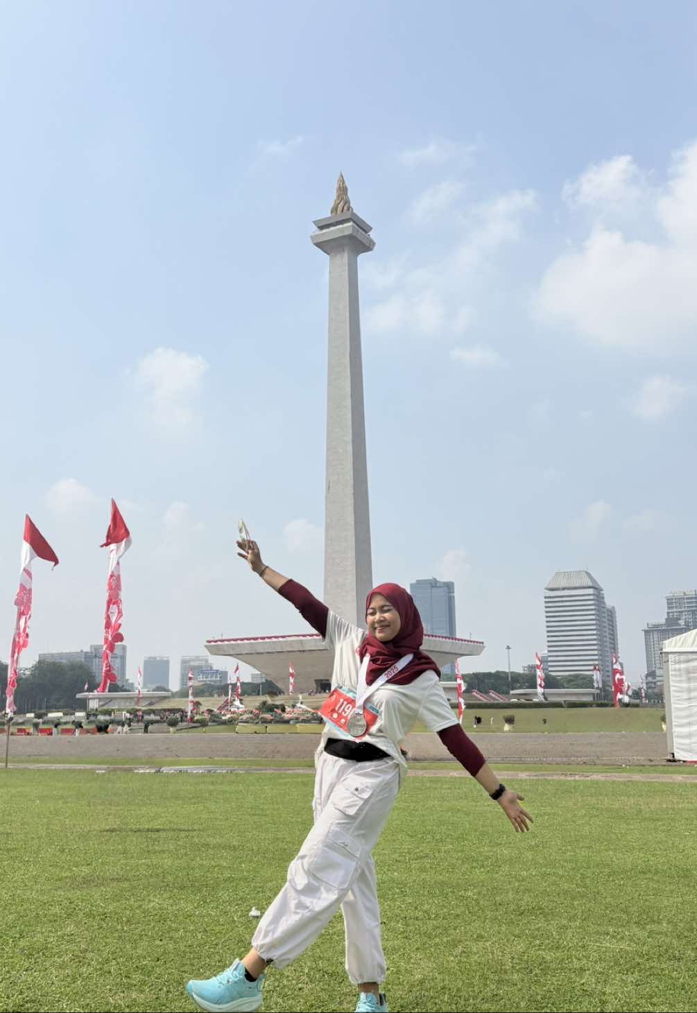 Akhirnya pelari ini ikut serta dalam memeriahkan hari kemerdekaan dengan lari 8.0k di Merdeka Run🇮🇩 #merdekarun #monas 