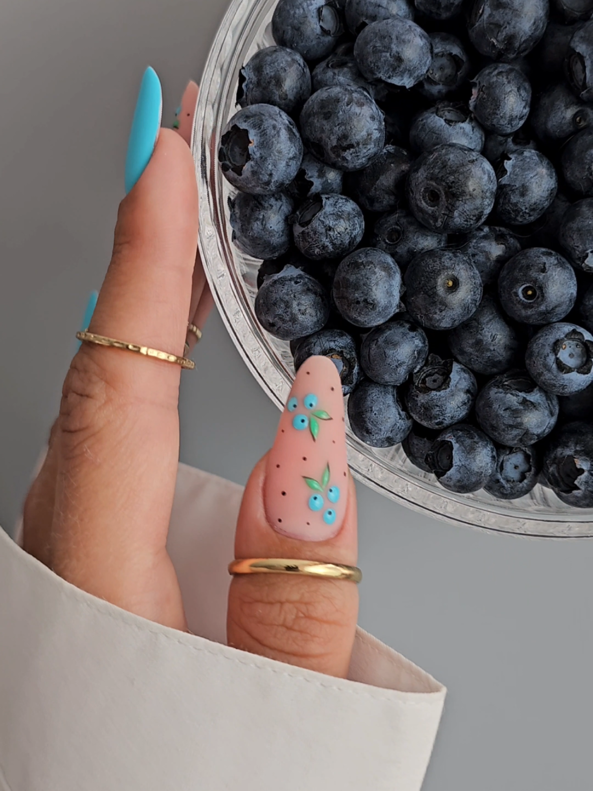 Blueberries 🫐🤤 #paznokcie #nails #blueberries #bluenails #tutorial 