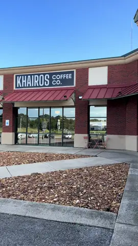 @Khairos  One of my favorite coffee spots in #clarksvilletennessee ☕️❤️ And where I first met @real__estate_drake 🥰 I ordered a medium iced sugar free caramel latte (two pumps) with almond milk and cold foam and it was AMAZING.  #tnrealtor #clarksvilletennessee #clarksvillerealtor #nashvillemoms 