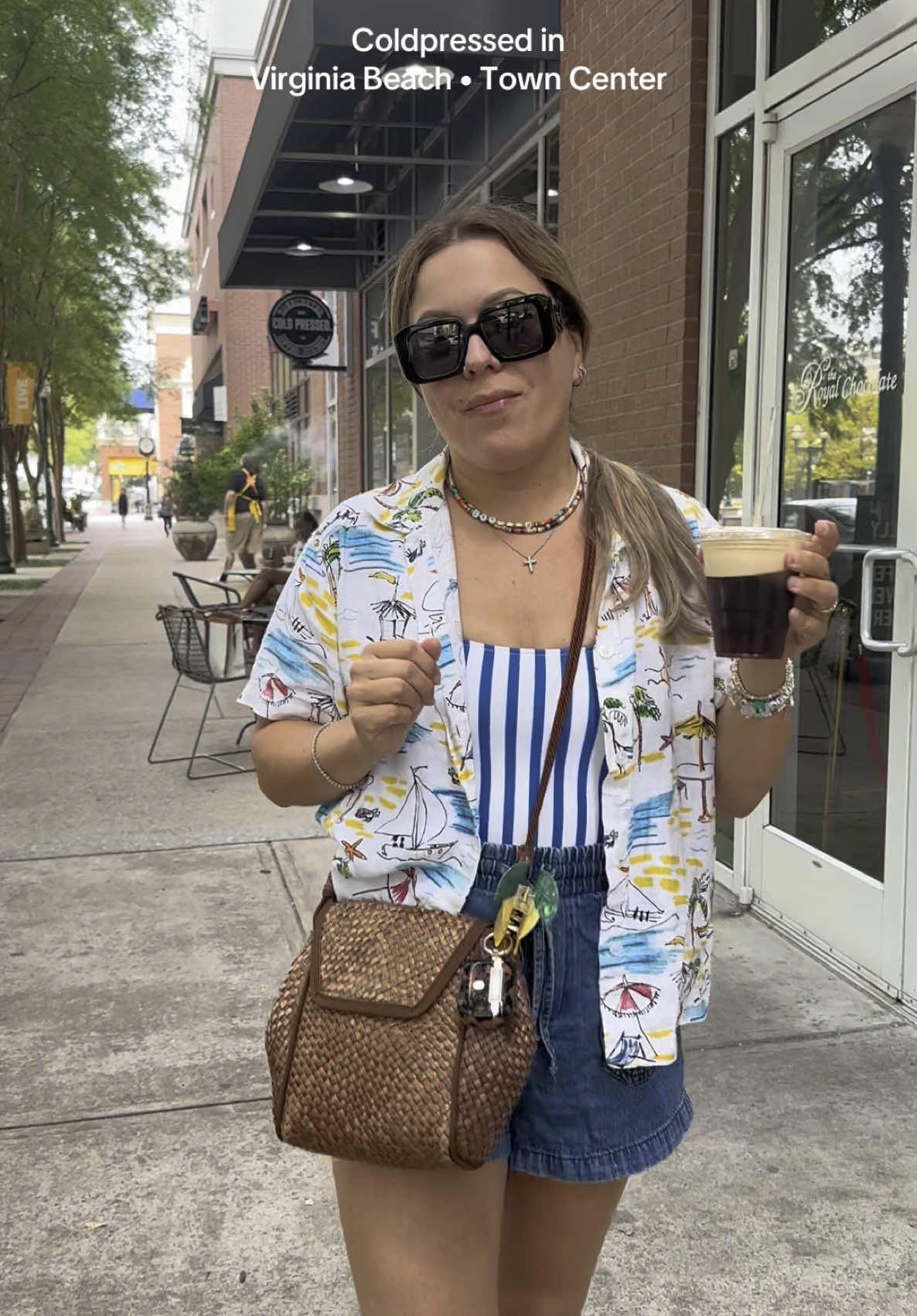 @Coldpressed in Virginia Beach was a vibe 🖤 #virginiabeach #vabeach #fyp #abcxyz 