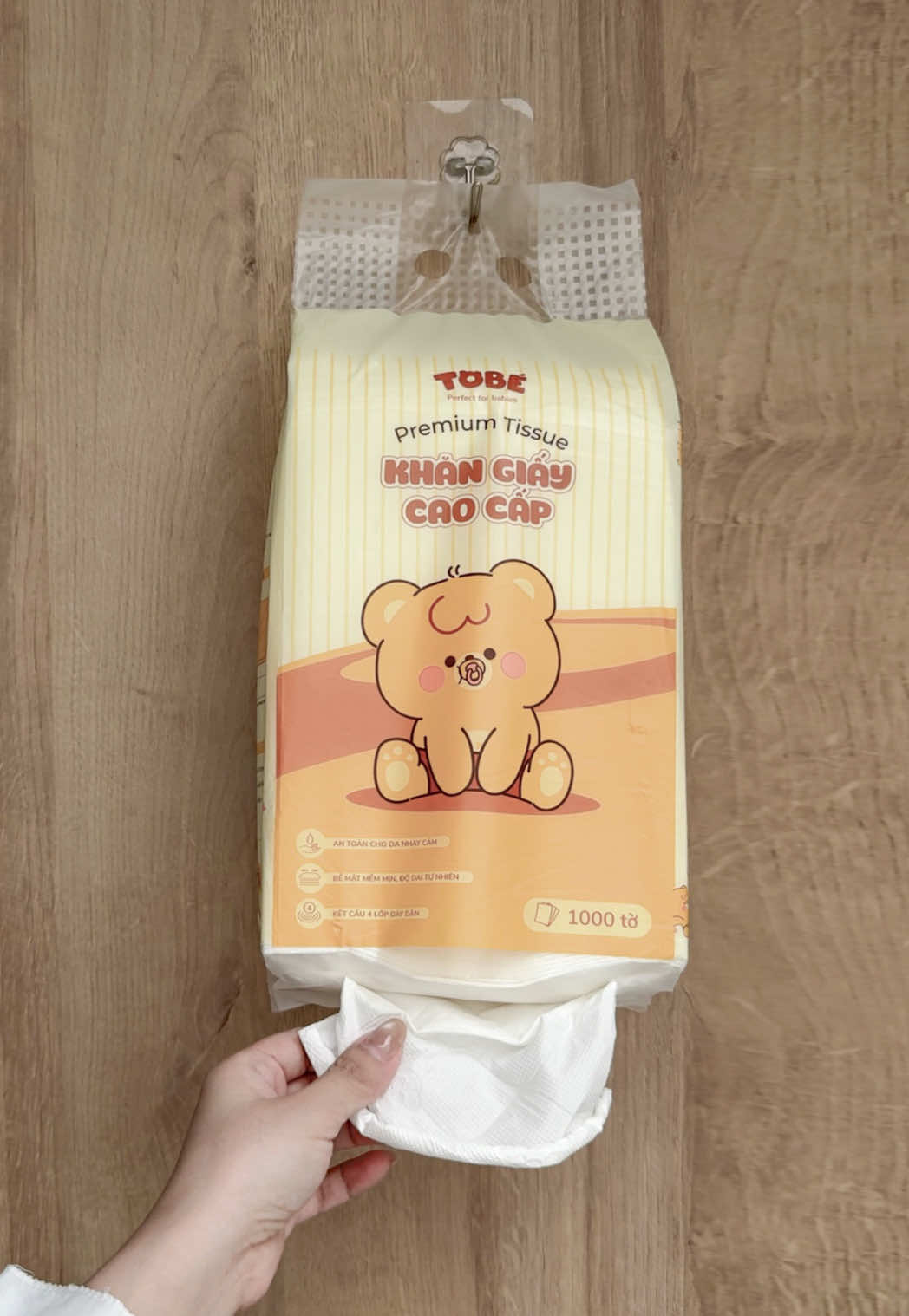 Dòng khăn giấy mới ra của nhà TOBÉ dùng ưng quá luôn các bà 👍🏻 Khăn mềm mịn dai mà bao bì cưng xỉu 🫶🏻 Hàng VN an toàn giá rẻ đáng thử nè 🤩 #meshinthuine #khangiay #khangiayrut #khangiayTOBE #teammechang 