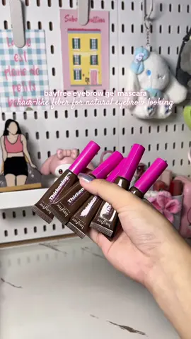 Natural-looking volume thanks to micro fibers that do the magic ✨ #bayfreeeyebrowgel #eyebrowgelmascara #bayfree #bayfreethickeningeyebrowmascara 