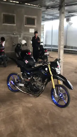 🥶💨#surex #supermotoherex #crfherexstyle #fyp #foryou 