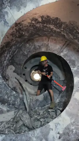 It feels just like a gym in here.