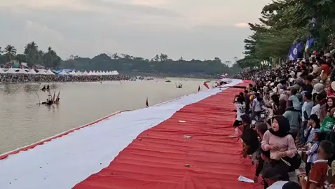 Pemenang Final Pacu Jalur 2025 Kuansing -Inhu Pemenangnya adalaaaah KUANSING, Jalur  'BINTANG EMAS CAHAYA INTAN' (BECI) 👍😍😁mantaap sang juara tuan rumah sendiri👍💪 #finalpacujalurkuantansingingi  #pemenangpacujalur2025  #fyp  #paculewatdiberanda  #aurafarmingpacujalur 