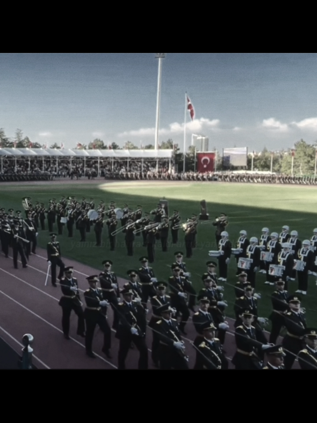 Yufka yüreklilerle çetin yollar aşılmaz, çünkü bu yol kutludur.  #karaharpokulu #kho #Msü #mezuniyet #motivasyonvideolari 