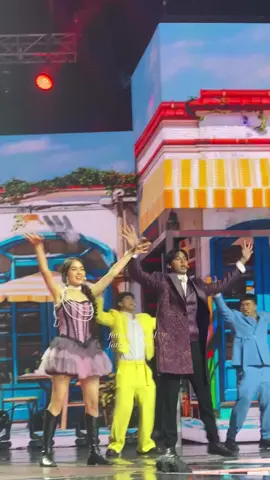 KEREN BANGETT  MAMII PAPA @fatso @NICOLE ROSSI 😍❤️🤏🏻 #hutsctv35 #fattrose #lewatberanda #trending #fyppppppppppppppppppppppp 
